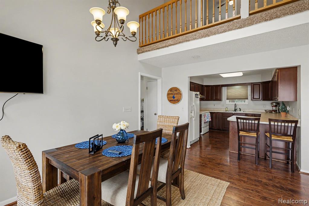 5225 Pine Drive, Jackson, MI 49201 — Photo 8
