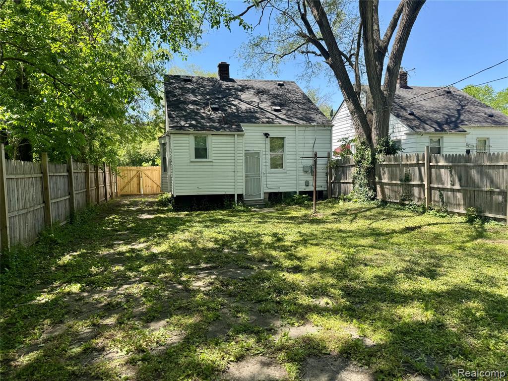12244 Woodmont Avenue, Detroit, MI 48227 — Photo 17