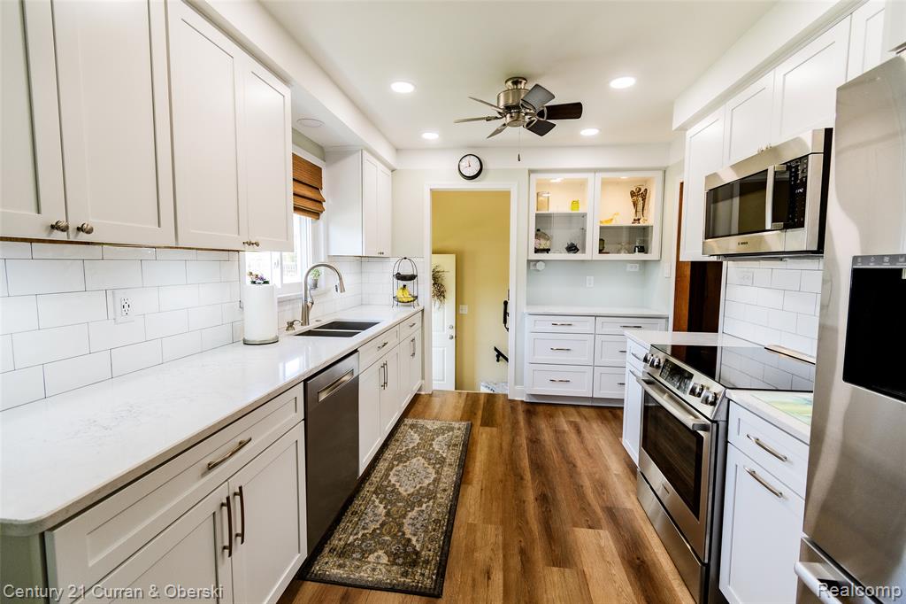 4218 Pardee Avenue, Dearborn Heights, MI 48125 — Photo 12