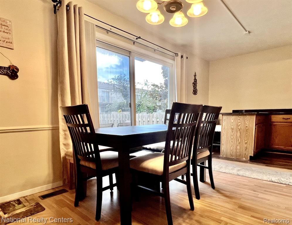 24584 BASHIAN Drive, Novi, MI — Photo 14