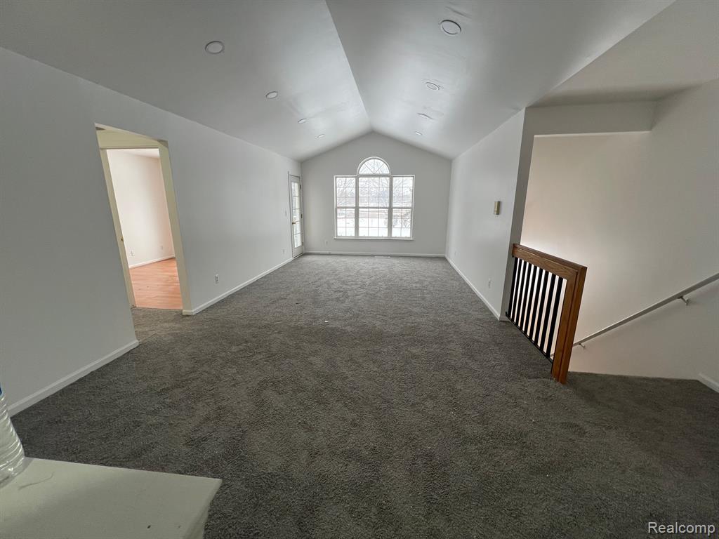 44996 MARIGOLD Drive, Sterling Heights, MI 48314 — Photo 4