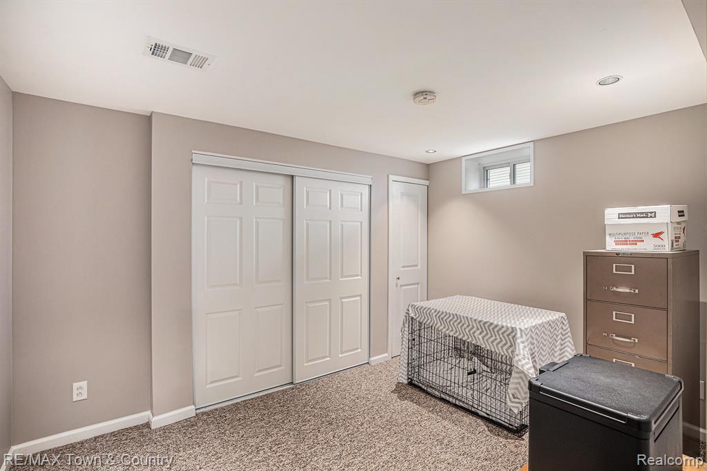 1535 Woodlake Lane, Grand Blanc, MI 48439 — Photo 30