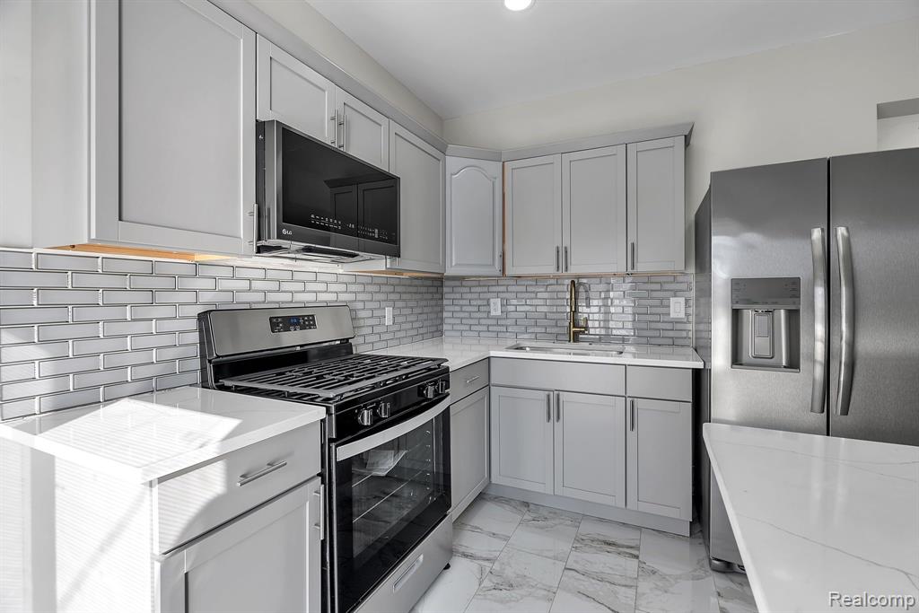 1177 MCKINSTRY Street, Detroit, MI 48209 — Photo 19