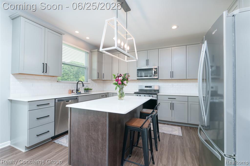 10066 Willow Oak Drive, Brighton, MI 48116 — Photo 6