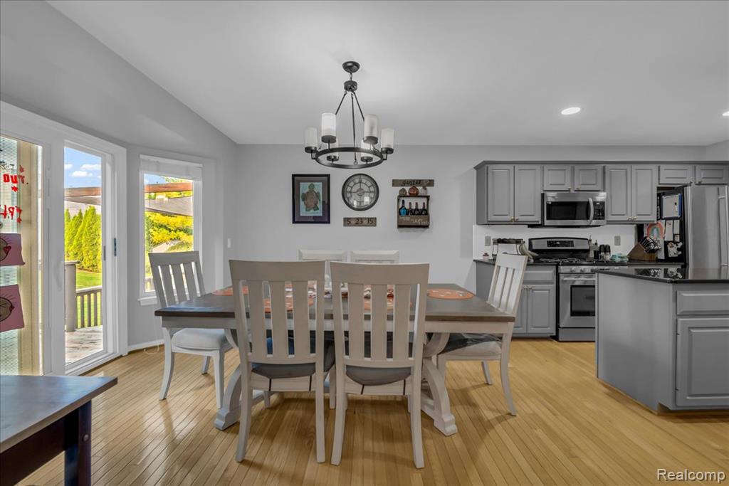 8159 Pickering Place, Westland, MI — Photo 15