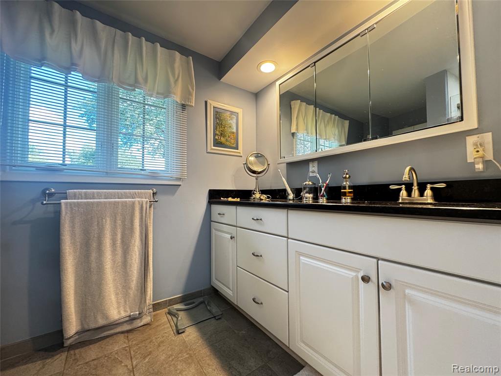 42098 Banbury Road, Northville, MI — Photo 28