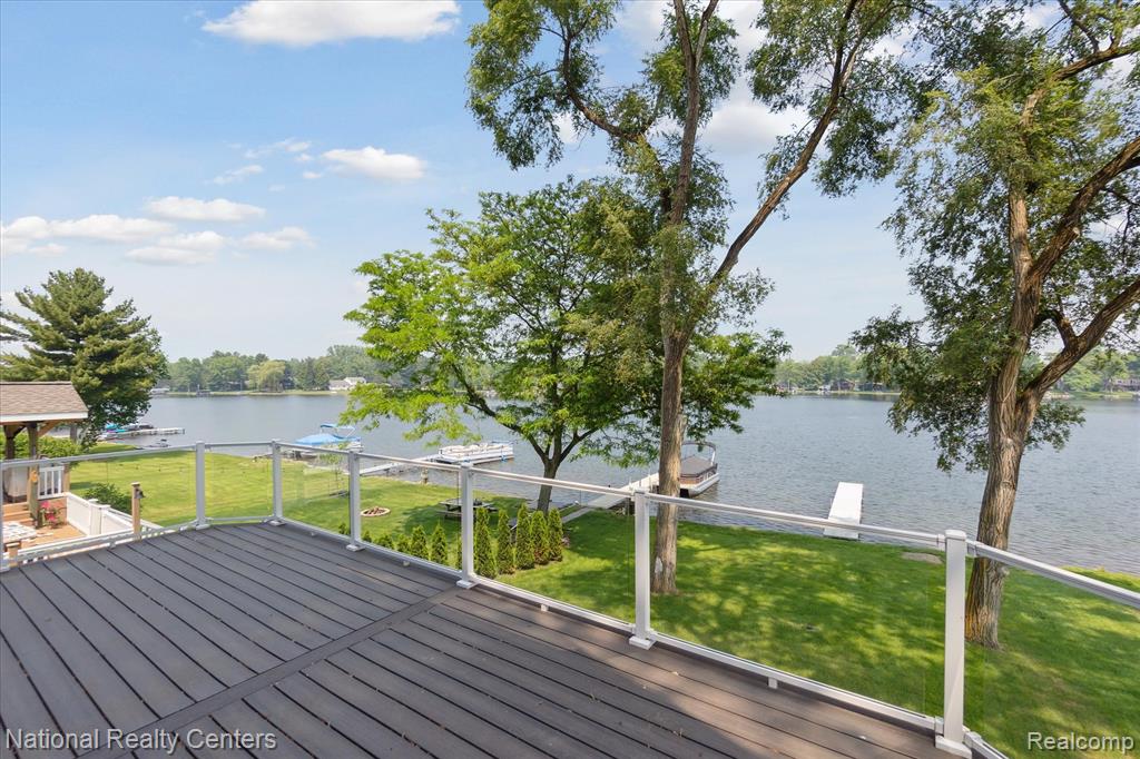 6130 Bullard Road, Fenton, MI 48430 — Photo 40