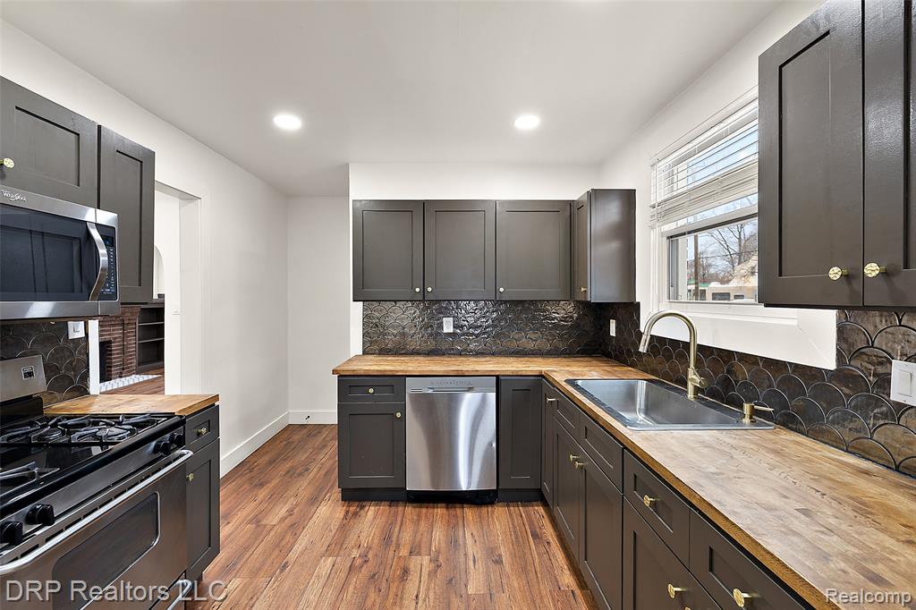 14974 Cheyenne Street, Detroit, MI 48227 — Photo 11