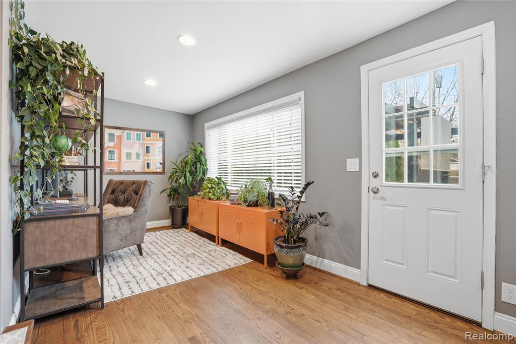 373 Hillcrest Avenue, Grosse Pointe Farms, MI 48236 — Photo 20