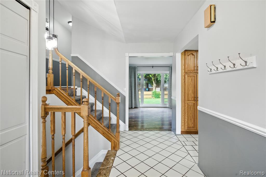 42700 Versailles Road, Canton, MI 48187 — Photo 4