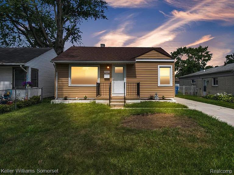 7027 Hupp Avenue, Warren, MI 48091 — front exterior