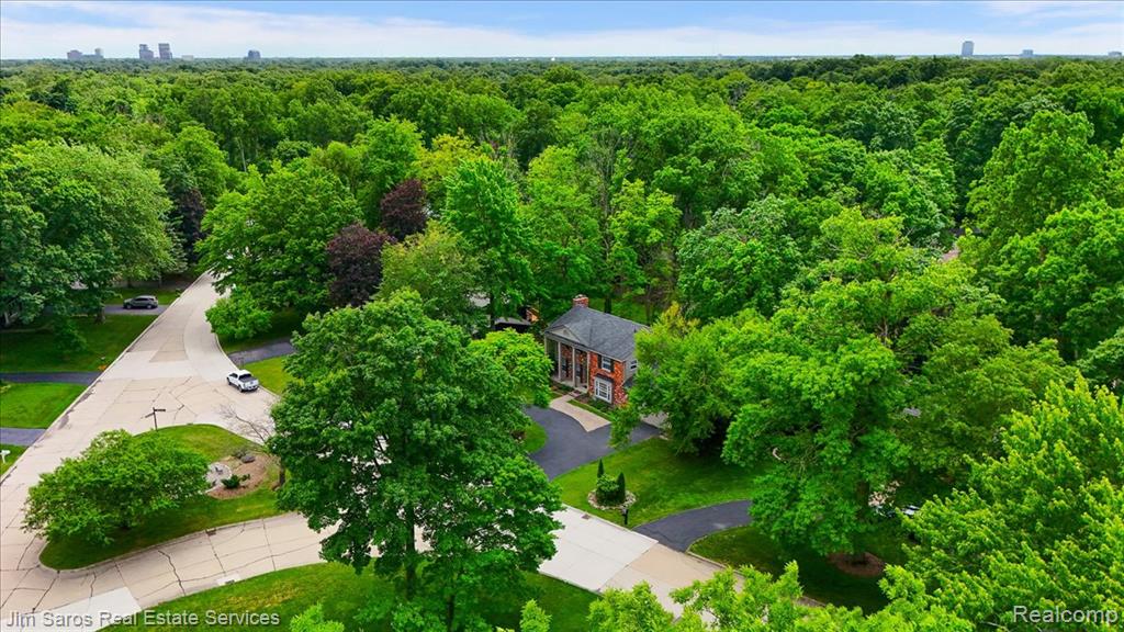32807 Red Oaks Trail, Beverly Hills, MI 48025 — Photo 5