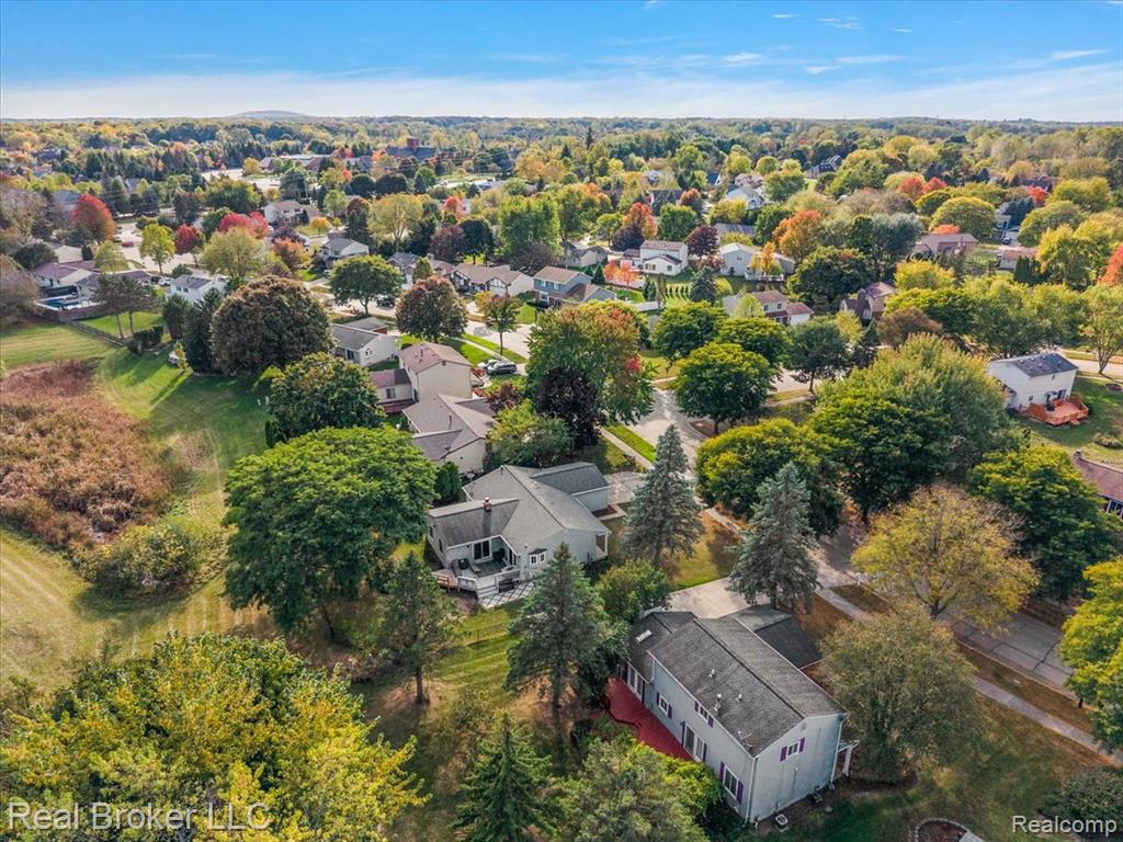 24348 Simmons Drive, Novi, MI — Photo 68
