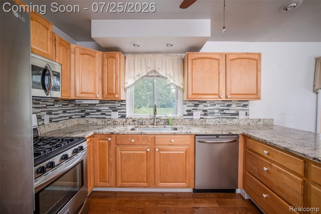 31045 John Hauk Street, Garden City, MI — Photo 8