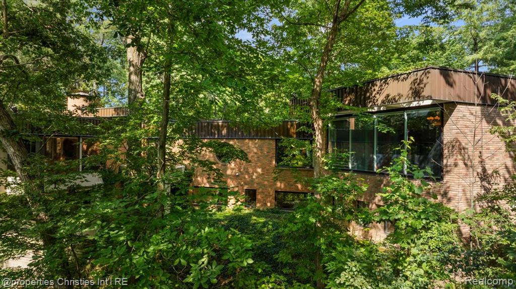 4647 Private Lake Drive, Bloomfield Hills, MI 48301 — Photo 66