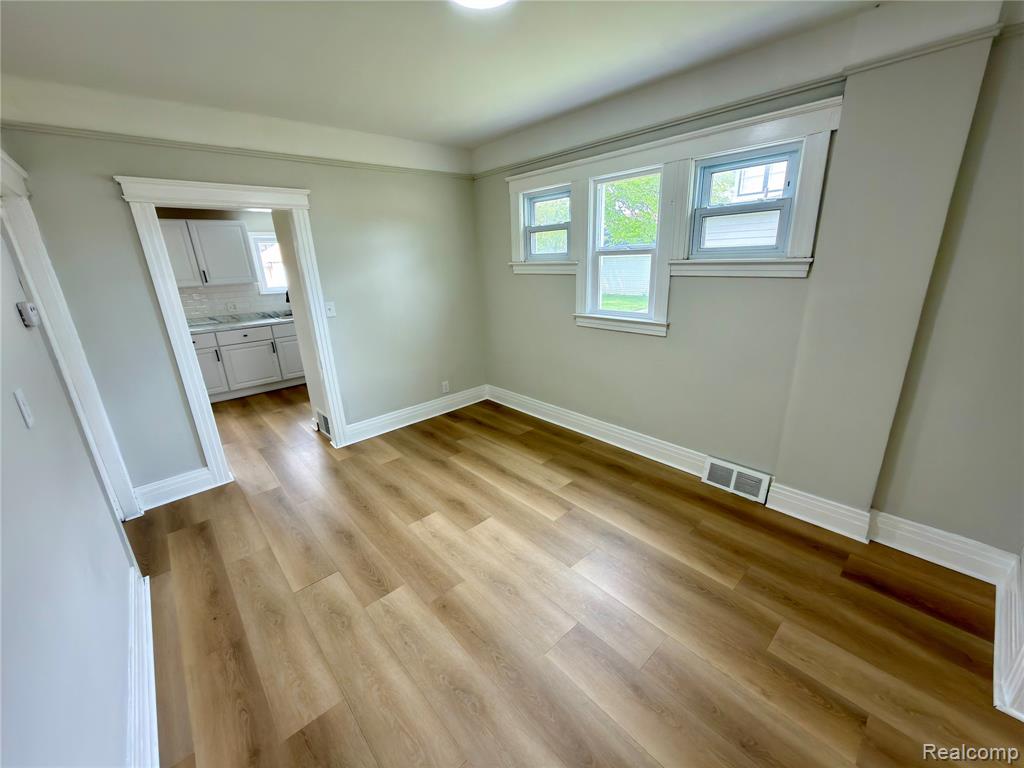 114 Pine Street, River Rouge, MI 48218 — Photo 3