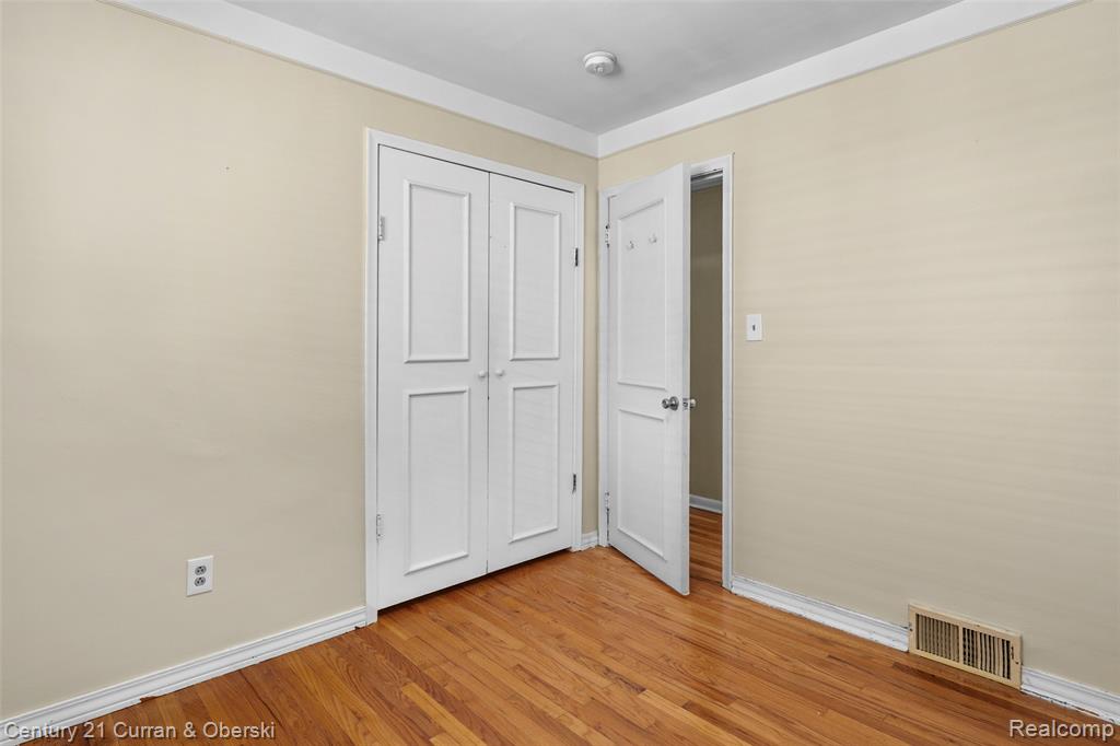 7428 Kingsbury, Dearborn Heights, MI 48127 — Photo 13