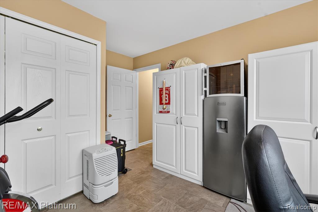 730 Eagle Drive, 14, Fenton, MI 48430 — Photo 29