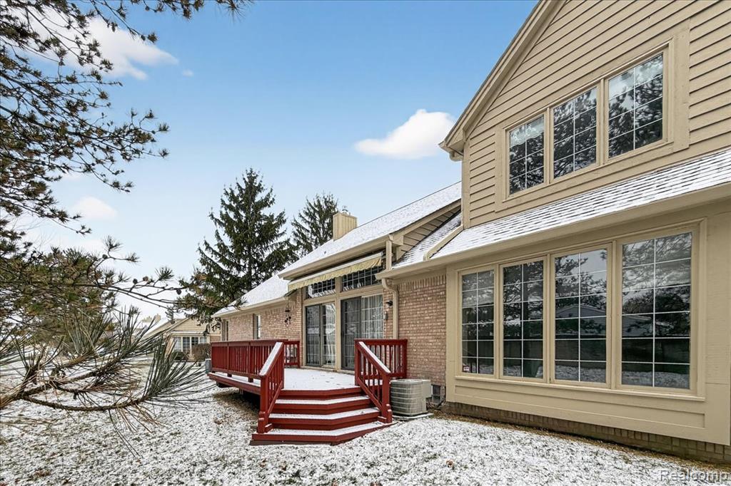 42689 Jason Court, 107, Sterling Heights, MI 48313 — Photo 40