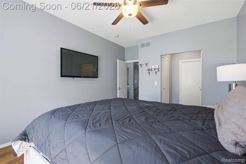 41852 Cantebury Drive, Novi, MI 48377 — Photo 11