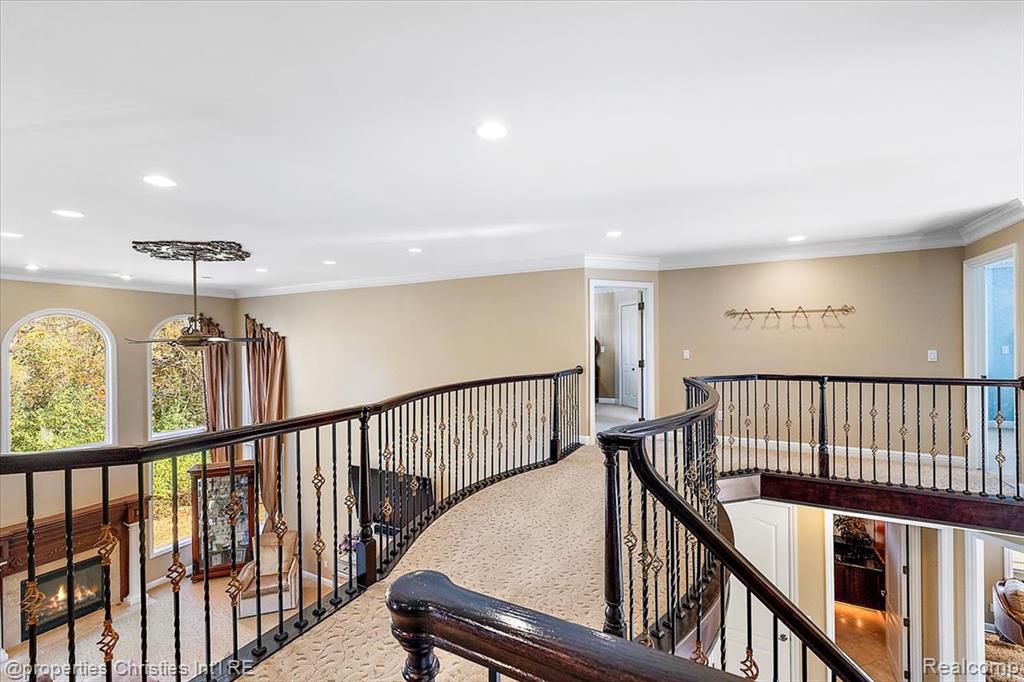 7220 Essex Drive, West Bloomfield, MI — Photo 48