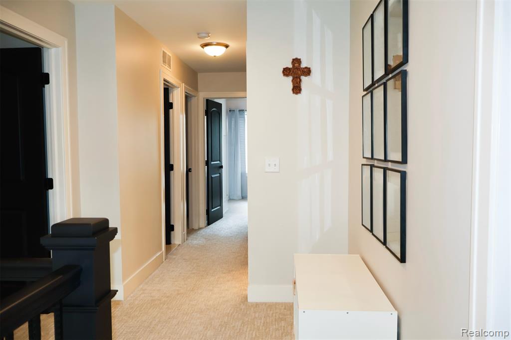 47221 Hidden Meadows Drive, Macomb, MI 48044 — Photo 17
