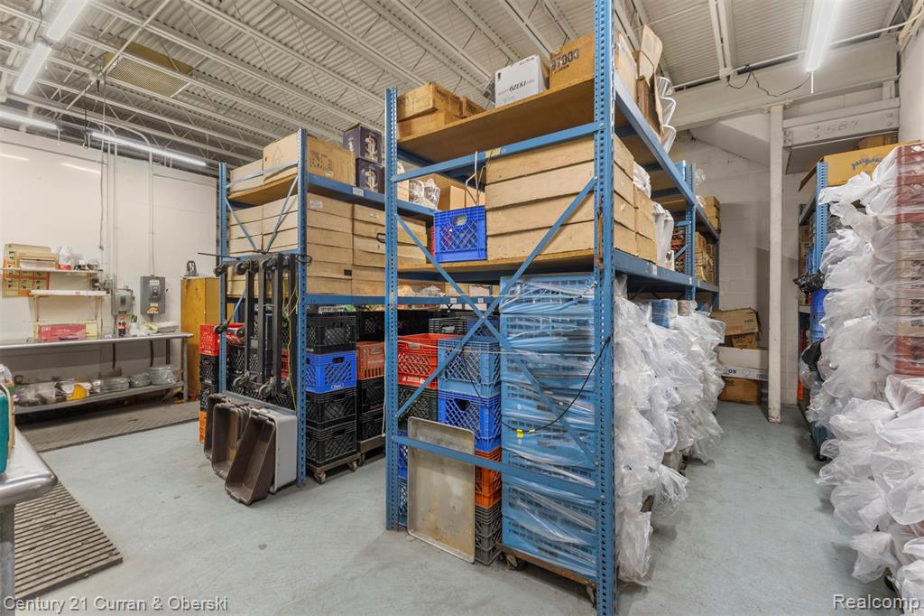 24134 W Warren Street, Dearborn Heights, MI 48127 — Photo 10