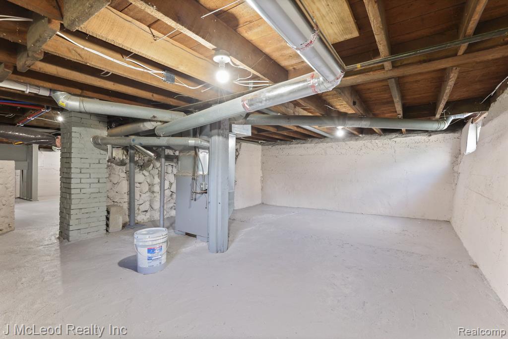 8427 State Road, Millington, MI 48746 — Photo 31