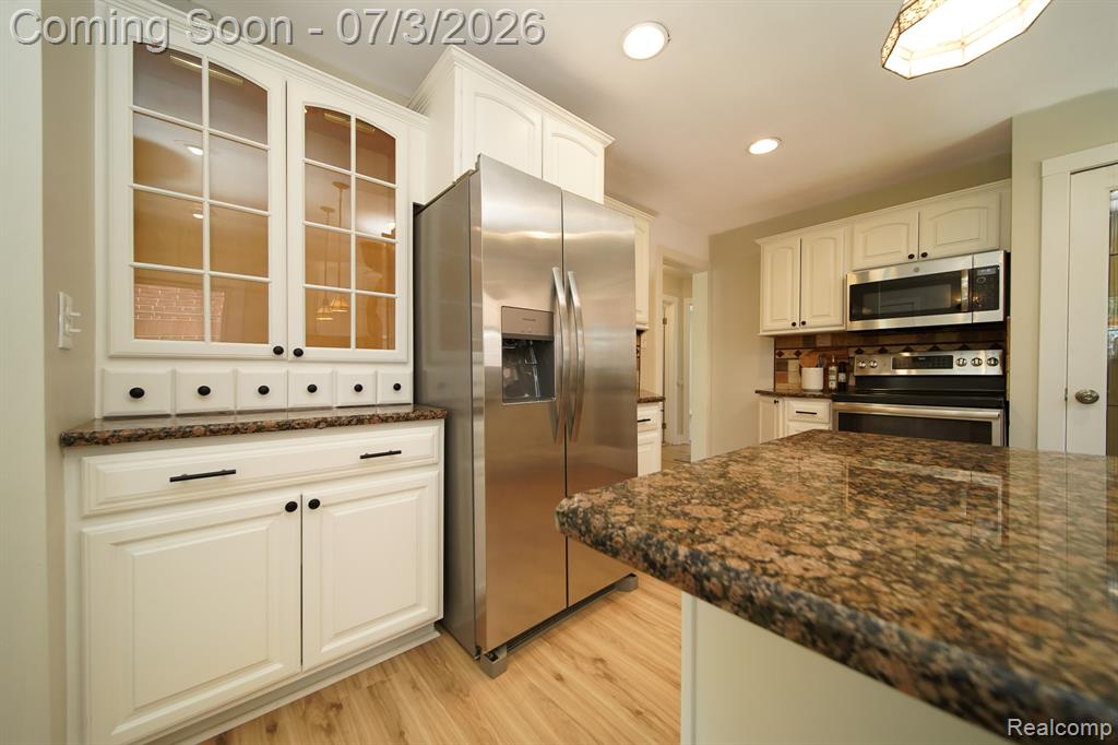 8076 Winona Avenue, Allen Park, MI 48101 — Photo 26