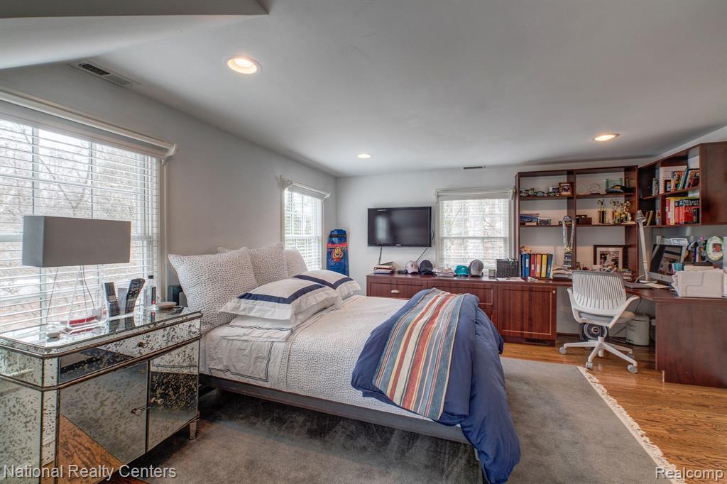 645 ARLINGTON Street, Birmingham, MI 48009 — Photo 26