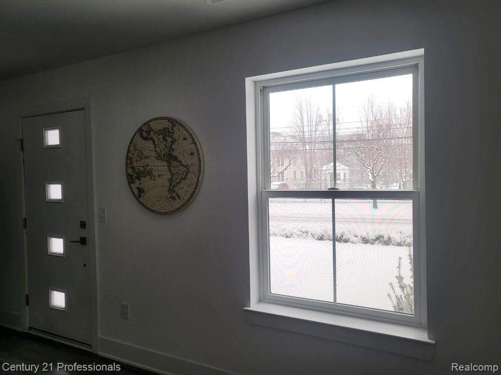 2917 Summers Place, Troy, MI 48084 — Photo 2