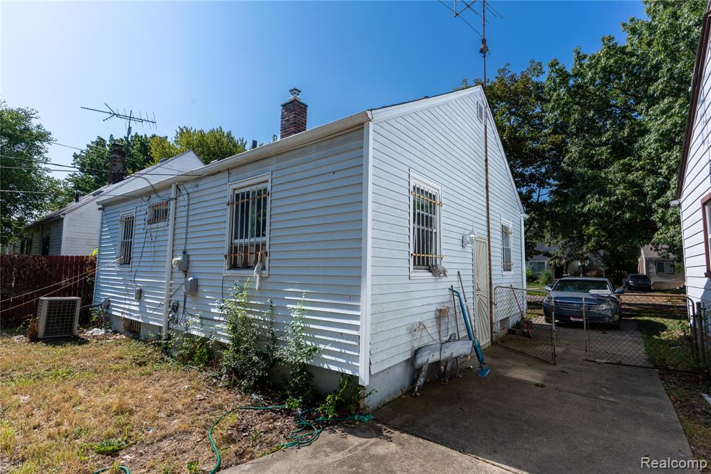 6374 Rutland Street, Detroit, MI 48228 — Photo 20