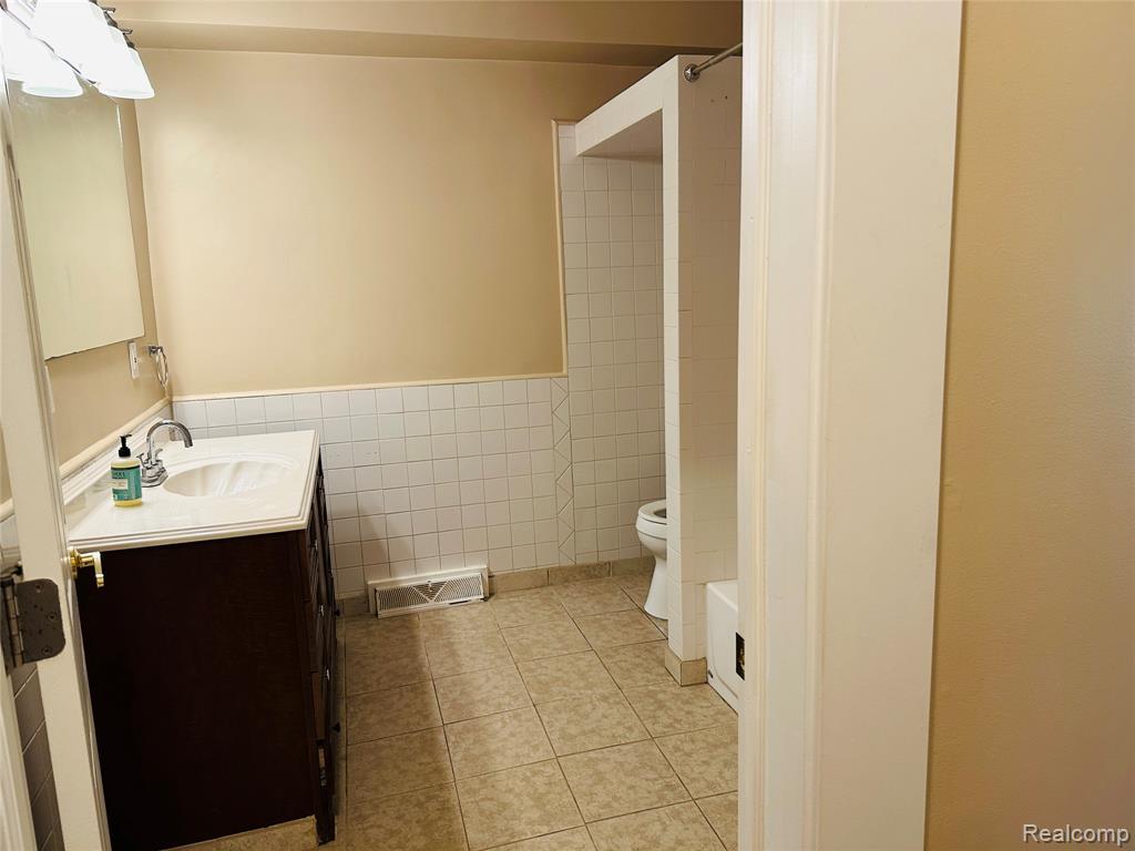 11270 Rushton #1 Road, South Lyon, MI 48178 — Photo 6