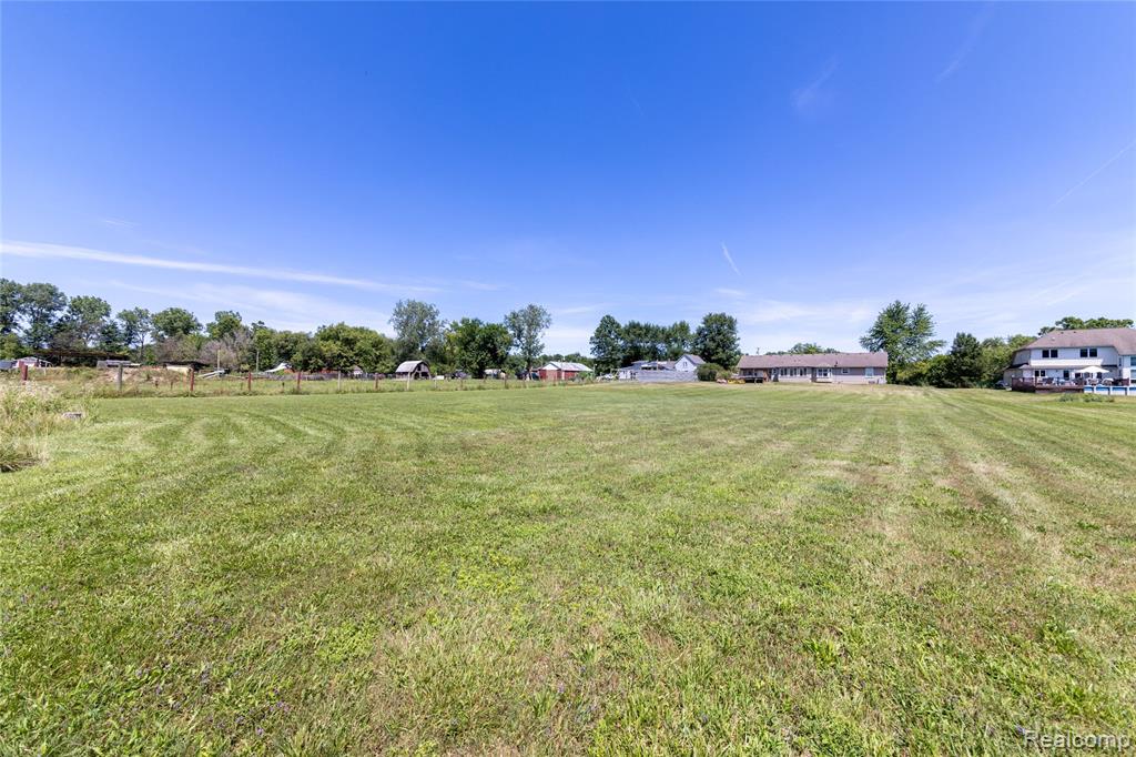 27750 Bell Road, New Boston, MI 48164 — Photo 20