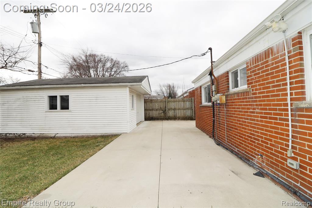 6444 Sunset Street, Garden City, MI — Photo 31