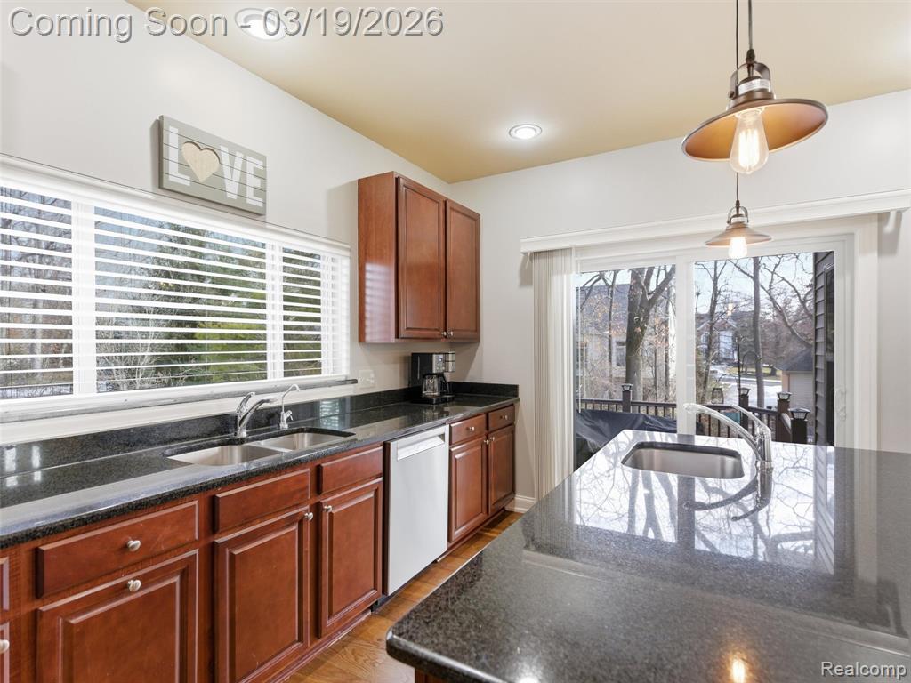 6866 Williamsbury Circle, Clarkston, MI 48348 — Photo 13