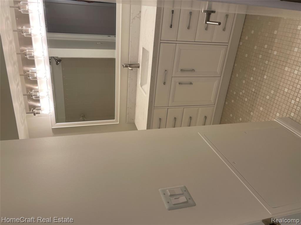 192 Pinewood Drive, Plymouth, MI 48170 — Photo 11