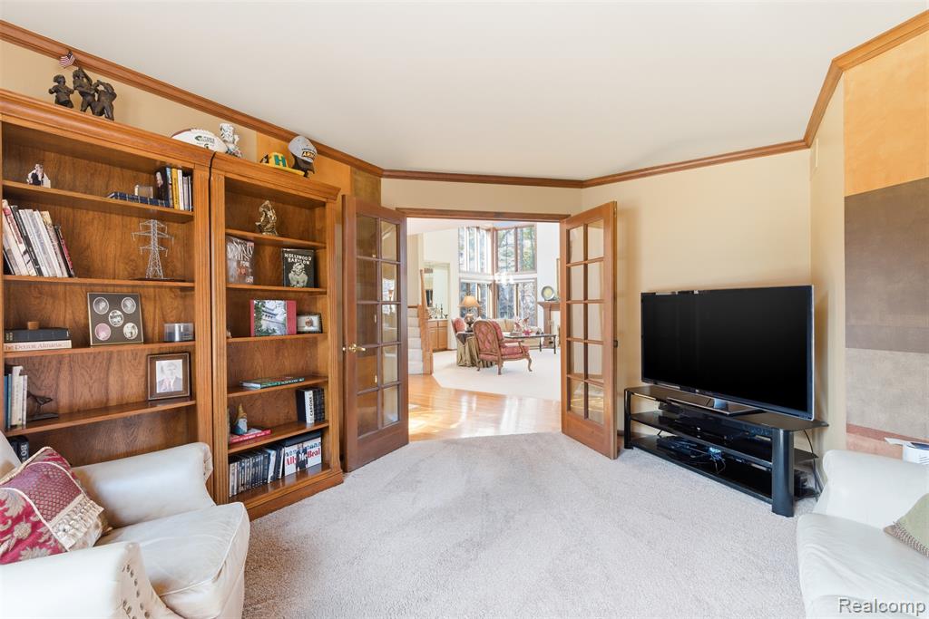 5306 Hidden Pines Court, Brighton, MI 48116 — Photo 12
