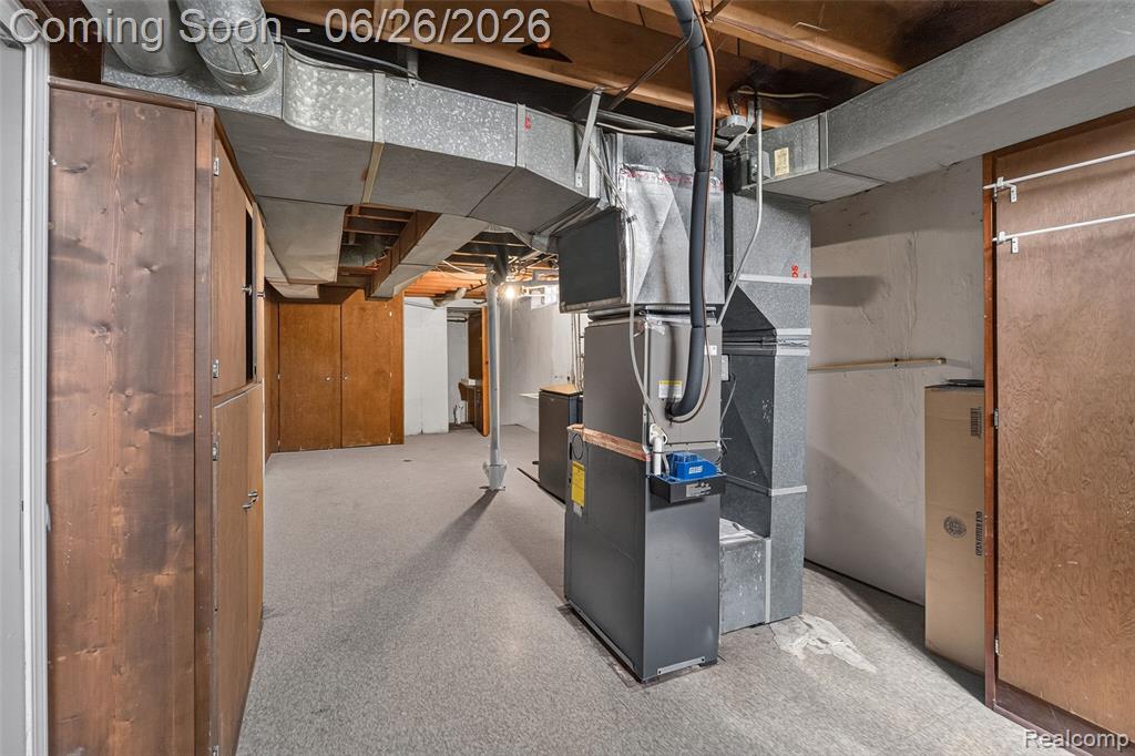 7660 Louise Court, Westland, MI — Photo 30