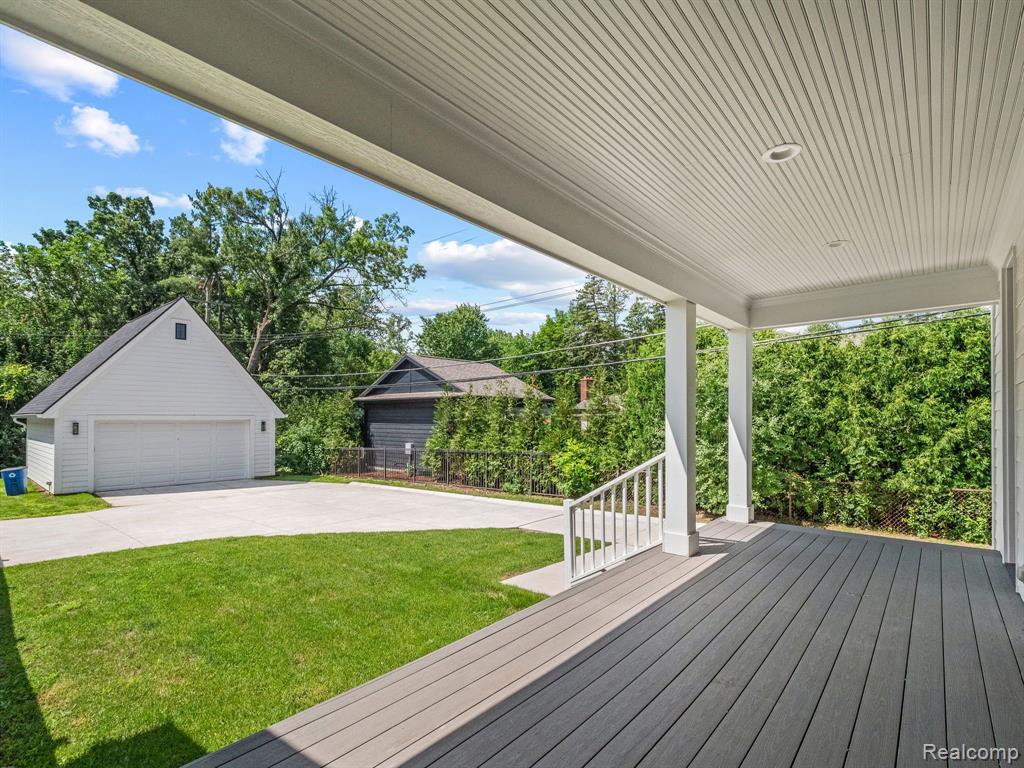 885 REDDING Road, Birmingham, MI 48009 — Photo 18