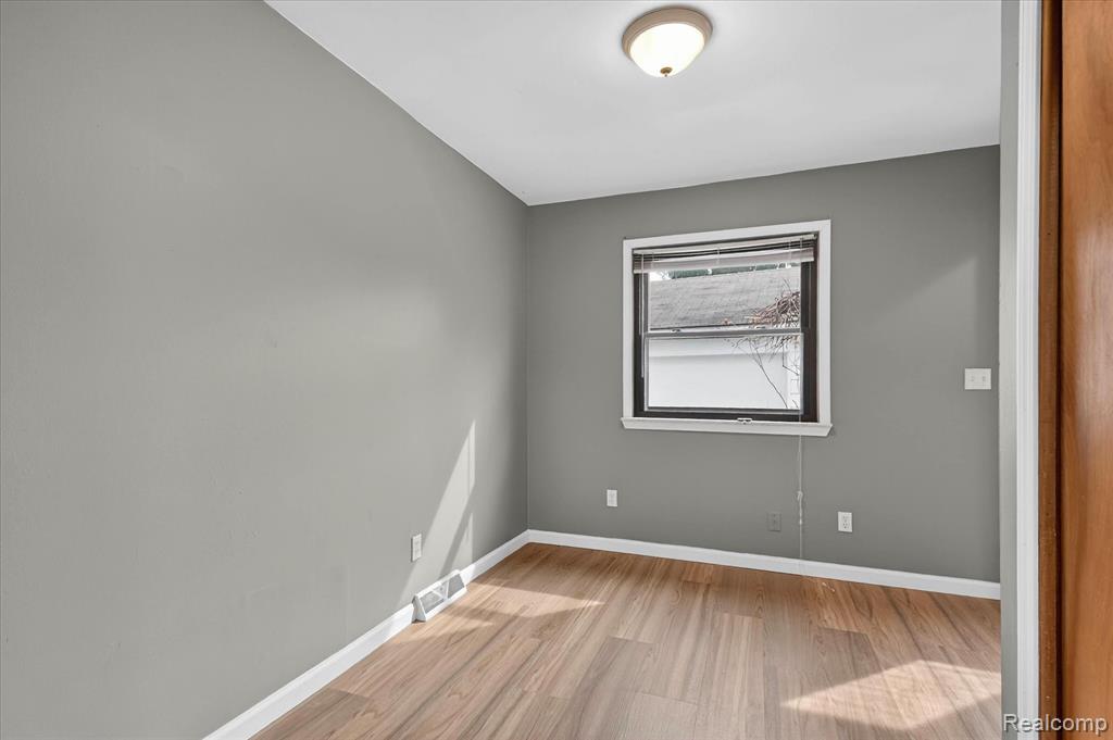 626 Bagley Avenue, Ypsilanti, MI 48198 — Photo 22