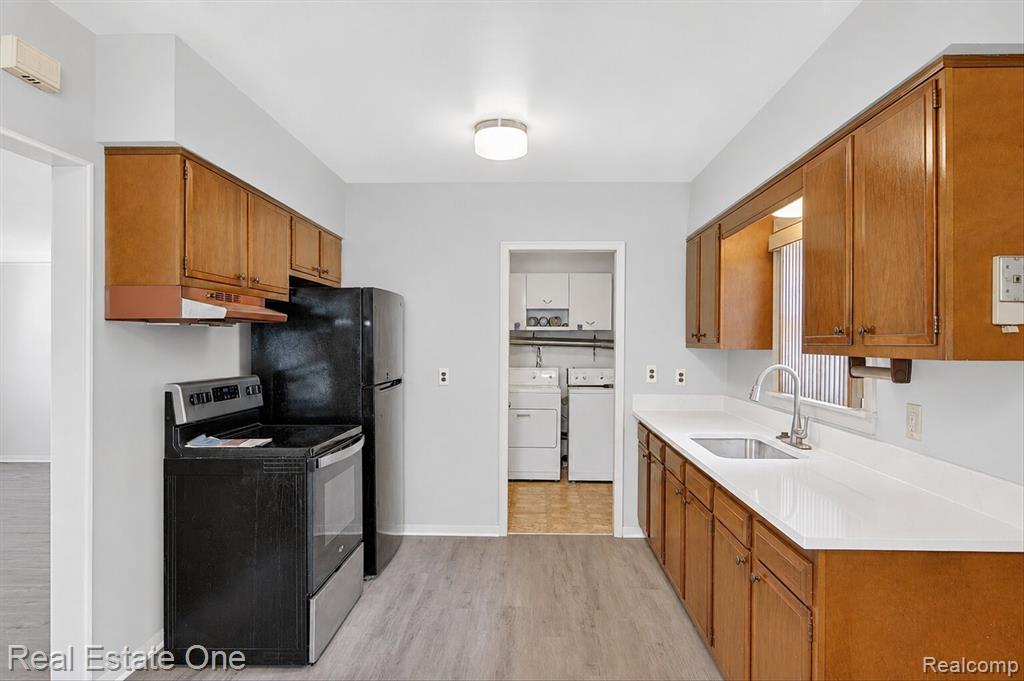 7420 Drexel Street, Dearborn Heights, MI 48127 — Photo 12