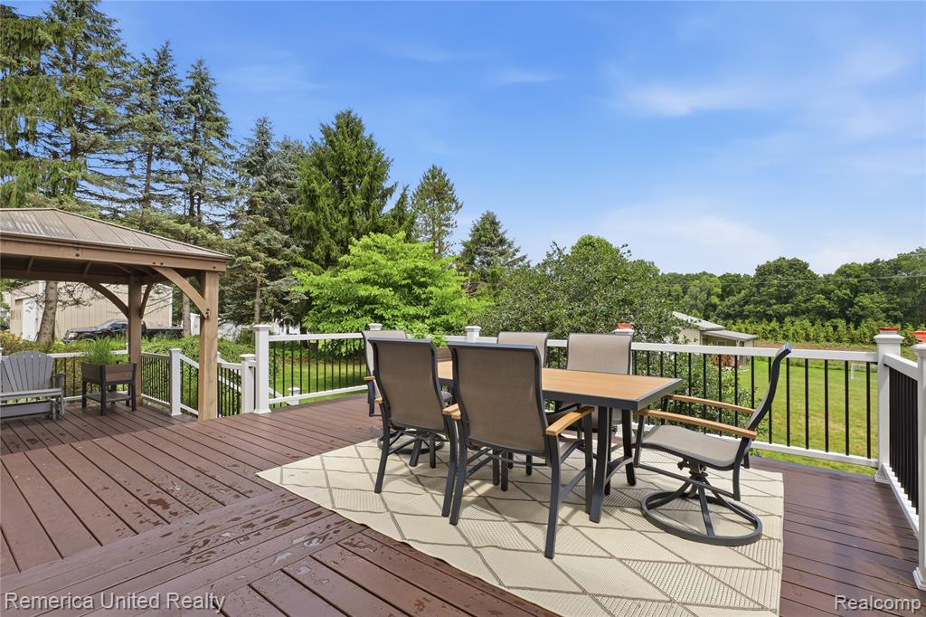 12825 Larkins Road, Brighton, MI 48114 — Photo 68