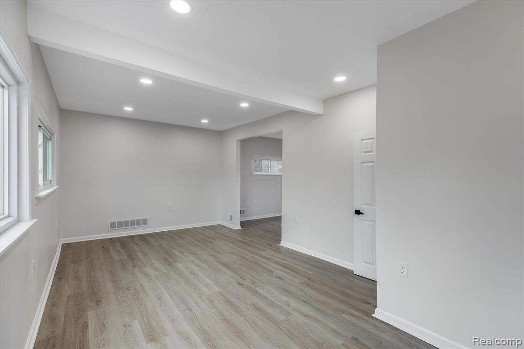 50 E NEVADA Street, Highland Park, MI 48203 — Photo 3