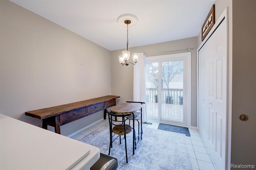 9329 EASTWIND Drive, Livonia, MI 48150 — Photo 19