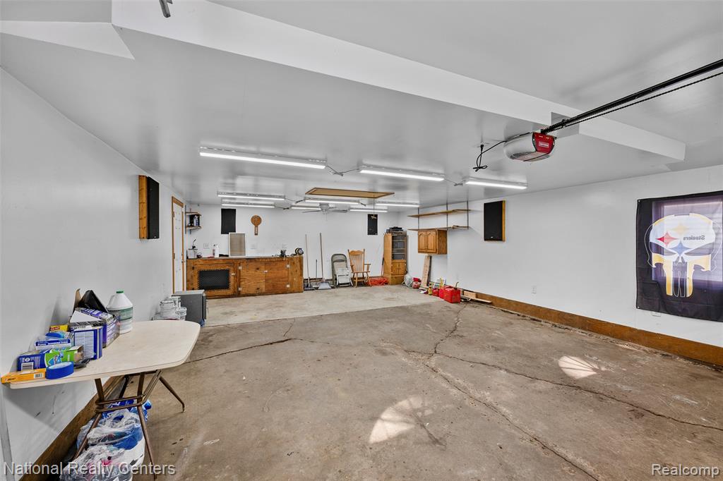 29842 Fort Road, Rockwood, MI — Photo 15