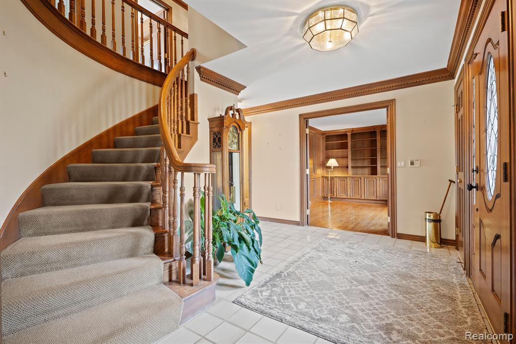 415 W HICKORY GROVE Road, Bloomfield Hills, MI 48302 — Photo 6
