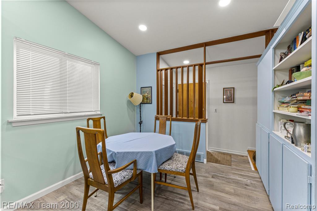 7396 N Charlesworth Street, Dearborn Heights, MI 48127 — Photo 11