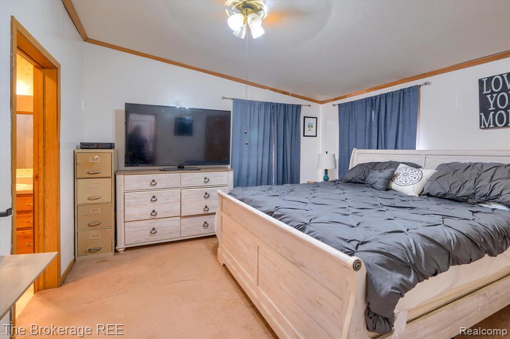8247 N Center Road, Mount Morris, MI 48458 — Photo 32