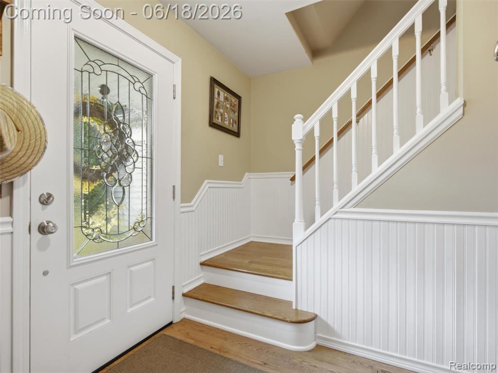 2600 Millcrest Court, Lake Orion, MI — Photo 5